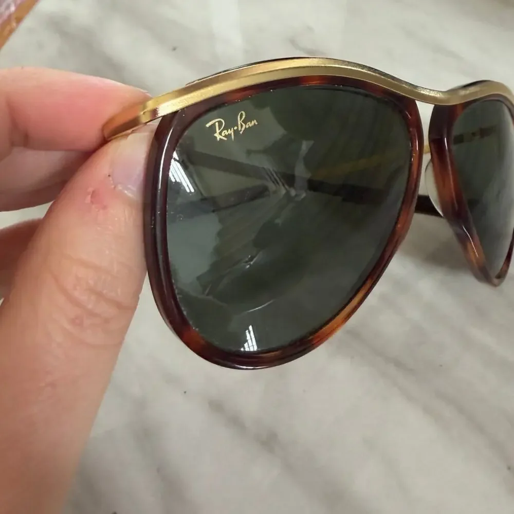 Ray-Ban good there